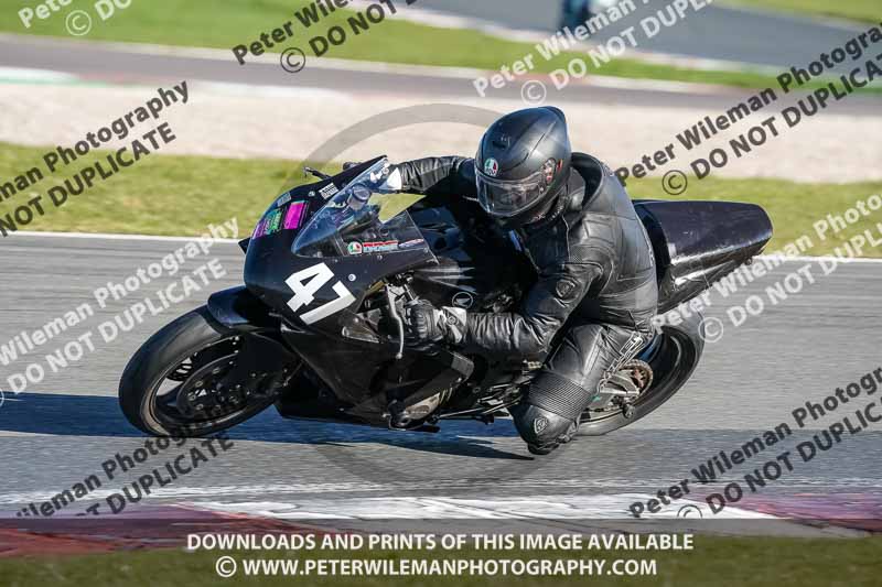 donington no limits trackday;donington park photographs;donington trackday photographs;no limits trackdays;peter wileman photography;trackday digital images;trackday photos